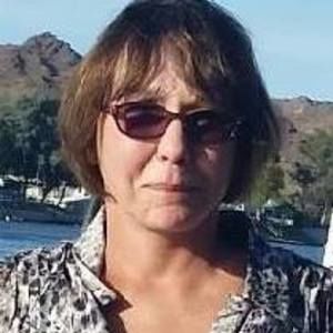 Meet your Posher, Suzanne